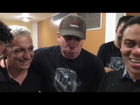 (Júnior voz de Trovão)Quarteto improvisado  " Rainbow"