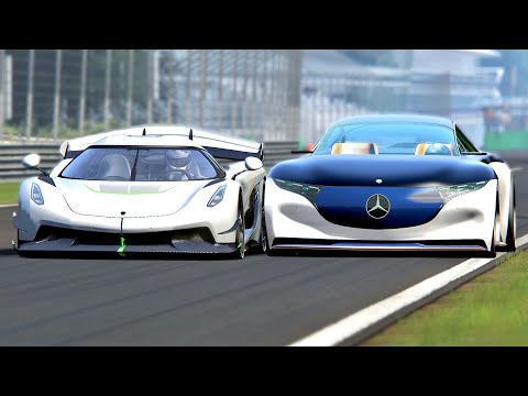 Koenigsegg Jesko vs Mercedes Vision EQS - Highlands