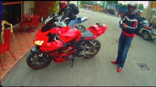 preview picture of video 'MOPED vs CBR 600'