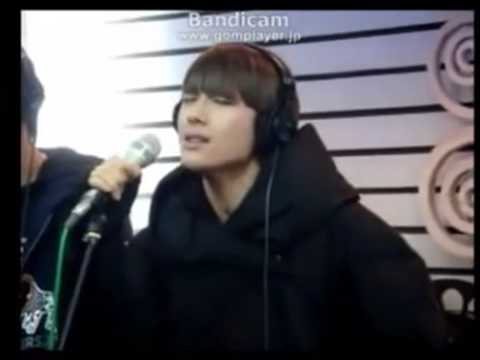 Ze:A in radio station