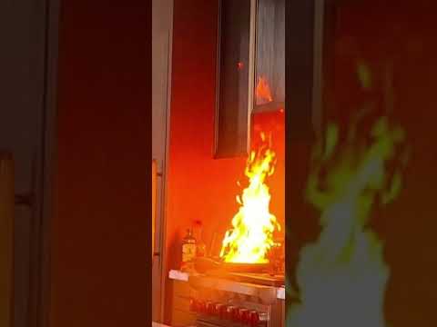 GANGMEMBER WUNDER  x 44 HUSTLER x PISTOL POSSE - ETERNIA POSSE / X VERSION