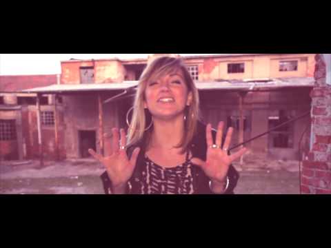 Laura Carpani -LAkURA - Parto da qui (Official video)