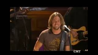 Keith Urban &amp; John Fogerty LIVE, Walk in the Country