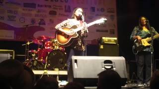 Ruthie Foster plays "Ring of Fire" at The Bradenton Blues Festival