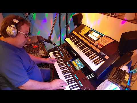 one way wind. live On yamaha Genos. just for fun.