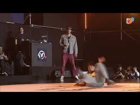 Round Robin Top 16 Ayane vs Ying Zi - WDSF World Breaking Championship