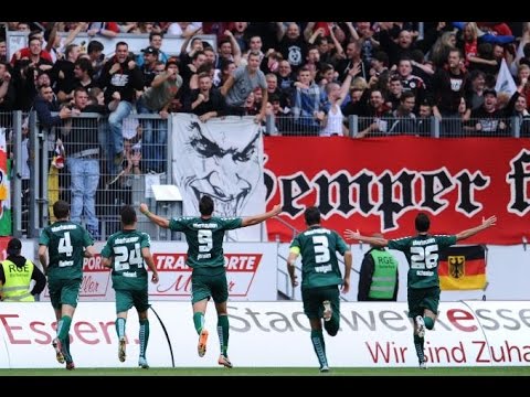 ☛   Rot Weiß Essen - Rot Weiß Oberhausen (30.08.2014)    ☚