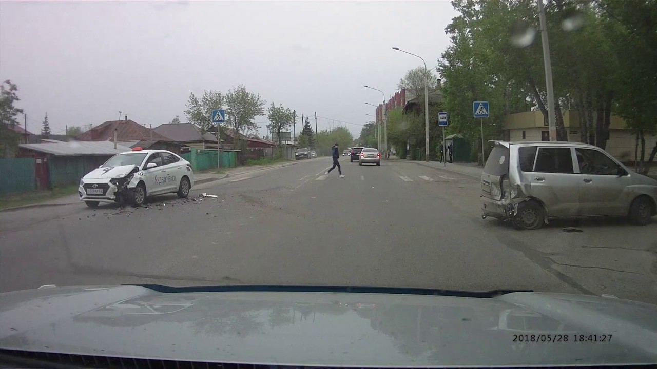 Поторопил с поворотом...