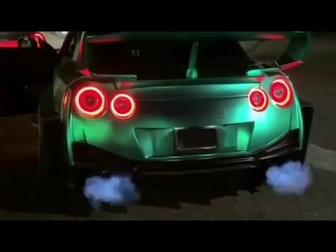 THE EXHAUST SOUND OF THE NISSAN GT-R R35 NISMO EXHAUST GAVE OFF BLUE FLAMES🔥