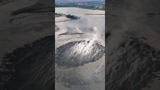 Download lagu Lapindo Hot Mudflow Center in Sidoarjo #LapindoMud #SidoarjoMud #MudFlood mp3