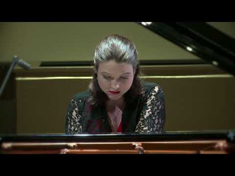 Luisa Splett performs Sergej Prokofjew