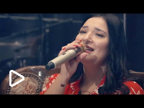 Ne Güzel Yaratmış Seni Yaradan - Tuğçe Kandemir