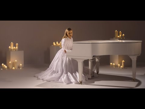 Halina Mlynkova - Mario czy już wiesz (Official Music Video)