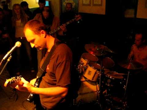 ITAI - Světlo_live Ponorka 14.04.2011_Olomouc