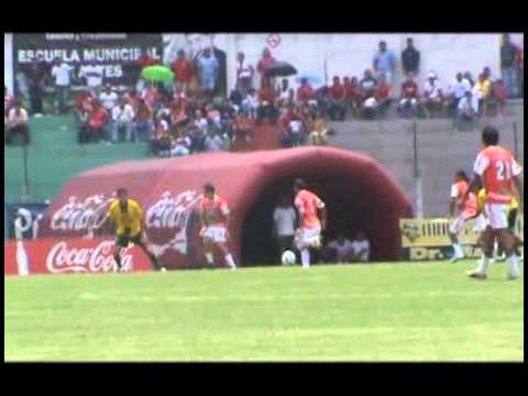 Partido Ascenso Petapa Vrs. La Gomera.flv