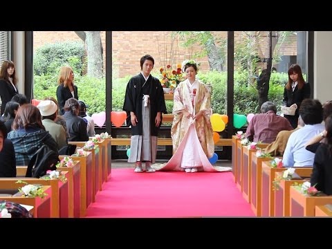 経営学科 Mock Wedding Ceremony 2013 　森重ゼミＩＩＩが岸辺祭で「模擬ウェディング」を開催！