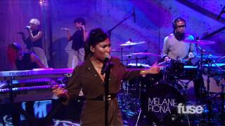 Melanie Fiona &quot;Give It To Me Right&quot; (Live @ Fuse Studios)