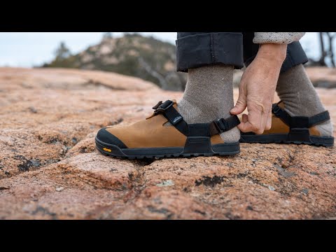 Bedrock Mountain Clog - How to Adjust