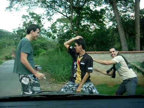 Pedindo carona para o Itafolia