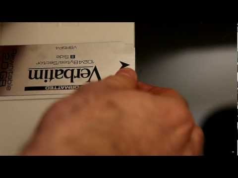 Old Magneto-Optical disk disassembly (Verbatim and Plasmon/Philips)