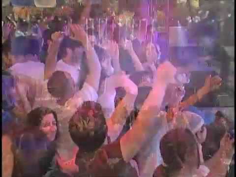 Joseph Krikorian Tsakoug Me Nes Medley Live at Navasartian Games 2009.