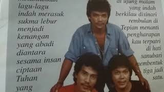 Download lagu Holong Na Tarhirim - Trio Ambisi mp3