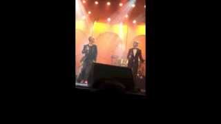 Harrison Craig at Anthony Callea&#39;s concert : Don&#39;t Let the Sun Go Down on Me (duet snippets)