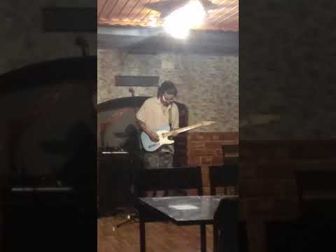 Joseph Abbas - rock performance