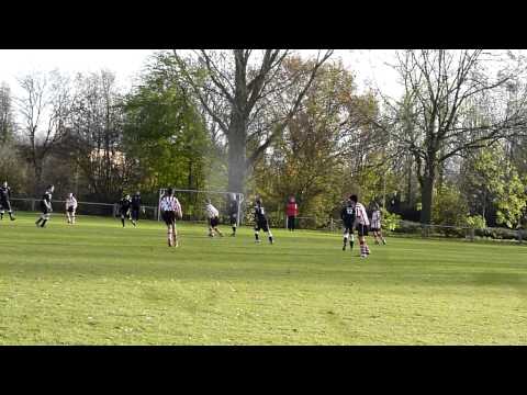 26 nov 2011 Groote Lindt C1 - Aswh - aanval + overtreding op middenveld