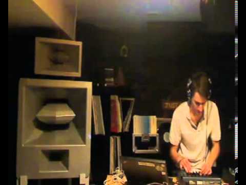 Podval on Point: Lokua - RTS.FM.171211