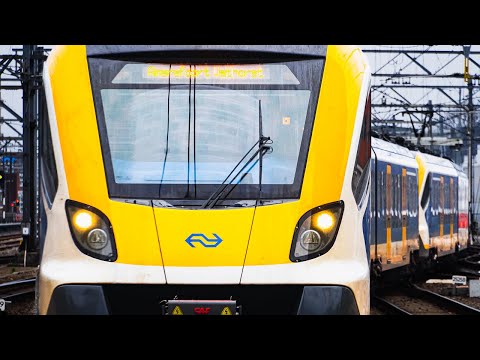 Treinen Amsterdam Centraal 2023