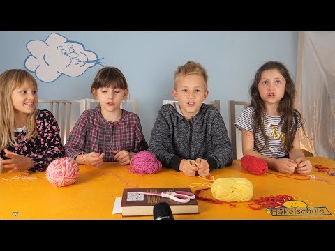 Handarbeit: Häkeln mit den Fingern