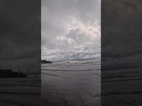 Playa Dominicalito, Bahía Ballena, Osa, Puntarenas, Pacífico Sur de Costa Rica.