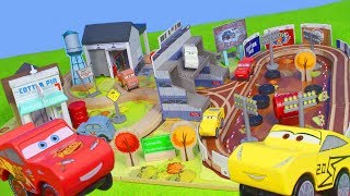 CARS 3: Lightning McQueen & Cruz Ramirez Spielzeugautos & Züge