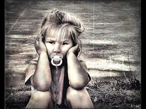 Deslaye   Moon Waltz Original Mix