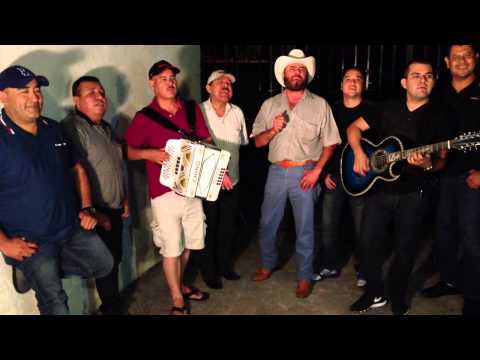 Los Incomparables De Tijuana y Los Nuevos Rebeldes Amor en Cantidades