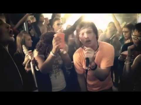Break It Up - These Kids Wear Crowns