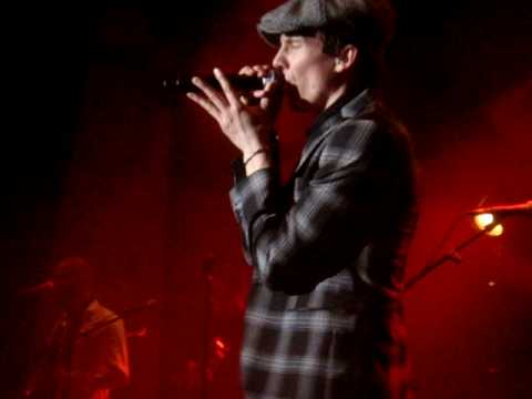 Håkan Hellström - Jag hatar att jag älskar dig..