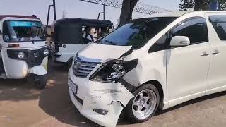 ករណីចរាចរណ៍រវាងរថយន្តស៊េរីទំនើបនិងរថយន្ត lexis rx 300 ទីតាំងស្ថិតនៅតាមបណ្ដោយផ្លូវសហព័ន្ធរុស្ស៊ី។ស្ថិ