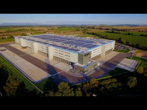 Robotic centre for Amazon in Panattoni Park Kojetín
