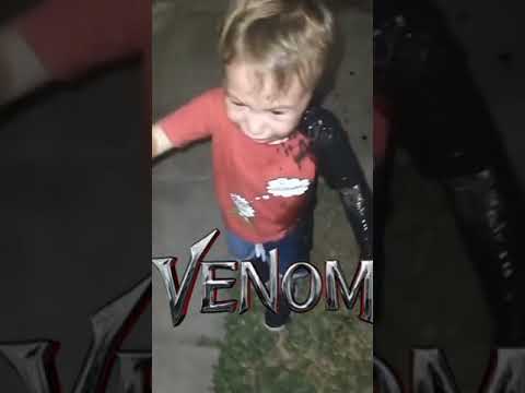 Venom (niño pequeño)