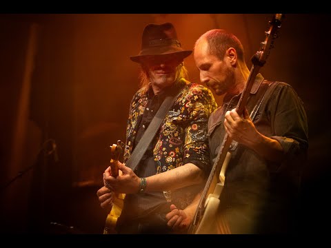 Carl Wyatt & The Delta Voodoo Kings - Help Me Blow Them Blues Away