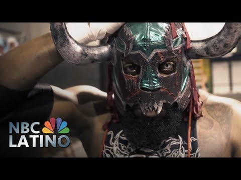 download lagu mp3 mp4 Luchador Mask, download lagu Luchador Mask gratis, unduh video klip Luchador Mask