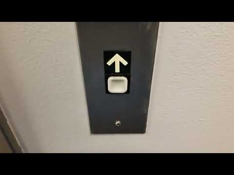 8 Apr 2019: 1988 Dover Impulse Hydraulic Elevators | Lincoln Plaza Building B | Bellevue WA