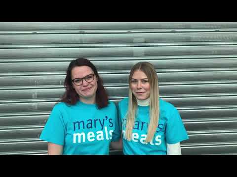 První cesta kontejneru s batůžky do Malawi