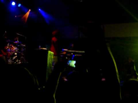 JAH THUNDER FEAT POSITIV YOUNG LION  - LIVE 1ER PARTIE CAPLETON - REGGAE SUMMER FEST 3 - 2010