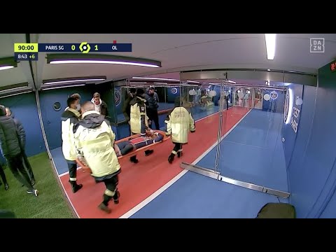 Bitter: Neymar muss in der Nachspielzeit unter Tränen vom Platz getragen werden! | DAZN