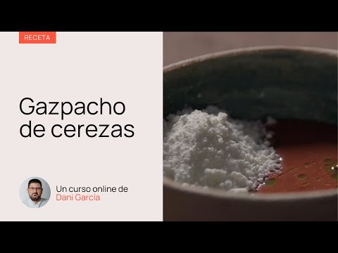 Receta de gazpacho de cerezas de Dani García