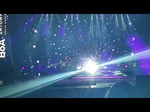190119 BoA 보아 “Only One” (with 태민) - SMTOWN Special Stage in SANTIAGO. [HD]