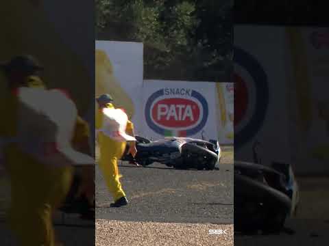 Rato’s BIG crash in FP2 😨 | 2026 #EstorilWorldSBK 🇵🇹